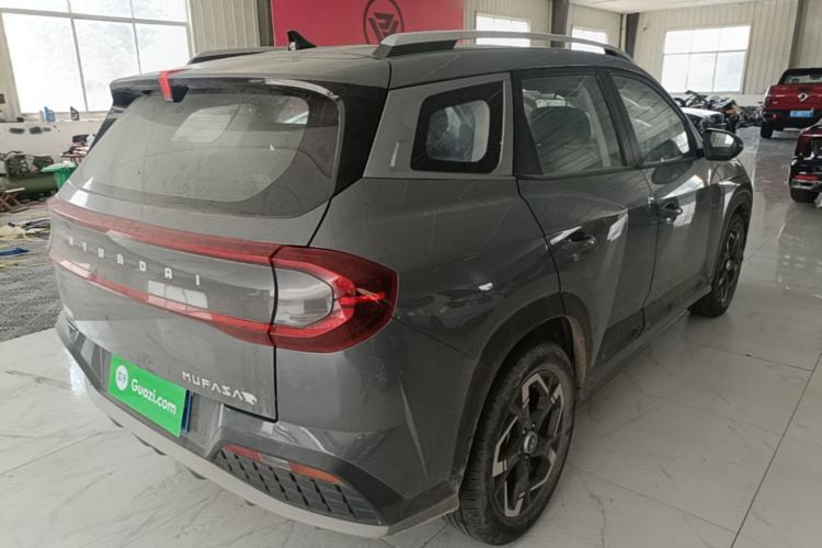 Used Hyundai ix35 2023 Musso 2.0L Deluxe Edition DLX
