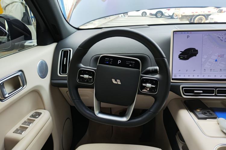 Used Li Auto L7 2025 Pro Smart Refresh Edition

