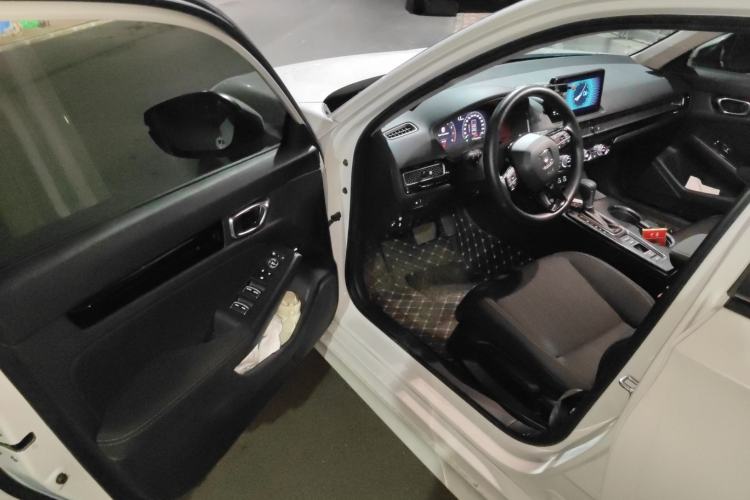 Used Honda Civic 2023 240TURBO CVT Dynamic Edition
