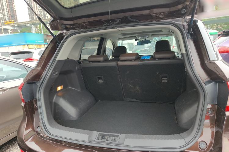 Used GAC Trumpchi GS4 2017 235T Manual Two-Wheel Drive Luxury Edition Trunk