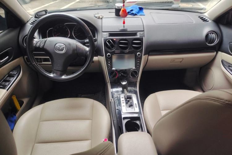 Used Mazda 6 2012 2.0L Automatic Fashion Edition Center Console