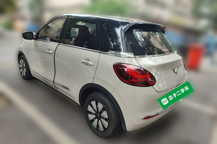 Used Wuling Bingo 2023 410 km Lingxi Deluxe Edition
