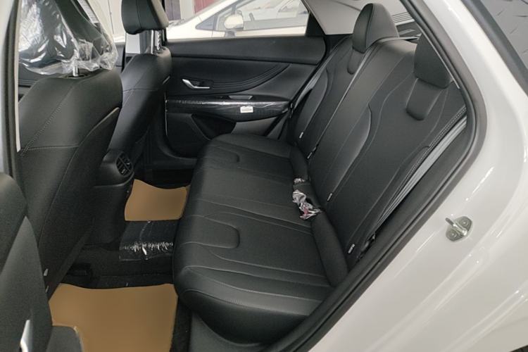 Used Hyundai Elantra 2023 1.5L CVT GLX Elite Edition
