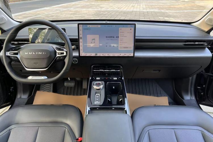 Used Wuling Xingguang 2023 150 Advanced Edition
