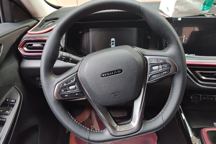 Used CHANGAN OSHAN X5 2021 1.5T DCT Flagship Edition Steering Wheel