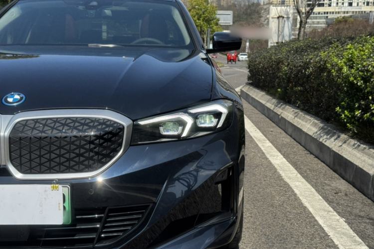 Used BMW i3 2025 eDrive 35 L
