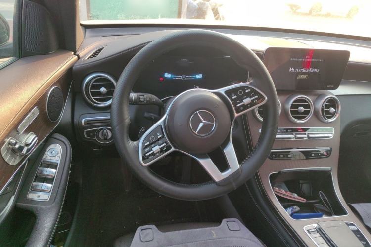 Used Mercedes-Benz GLC 2020 GLC 300 L 4MATIC Dynamic Edition
