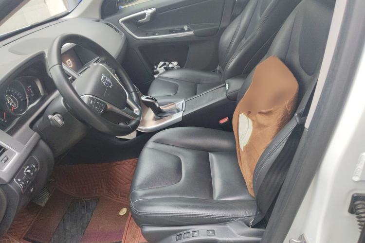 Used Volvo XC60 2017 T5 Smart Upgrade Edition