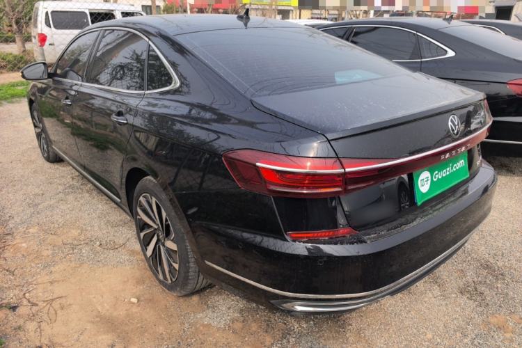 Used Volkswagen Passat 2024 380TSI Dragon Glory Edition
