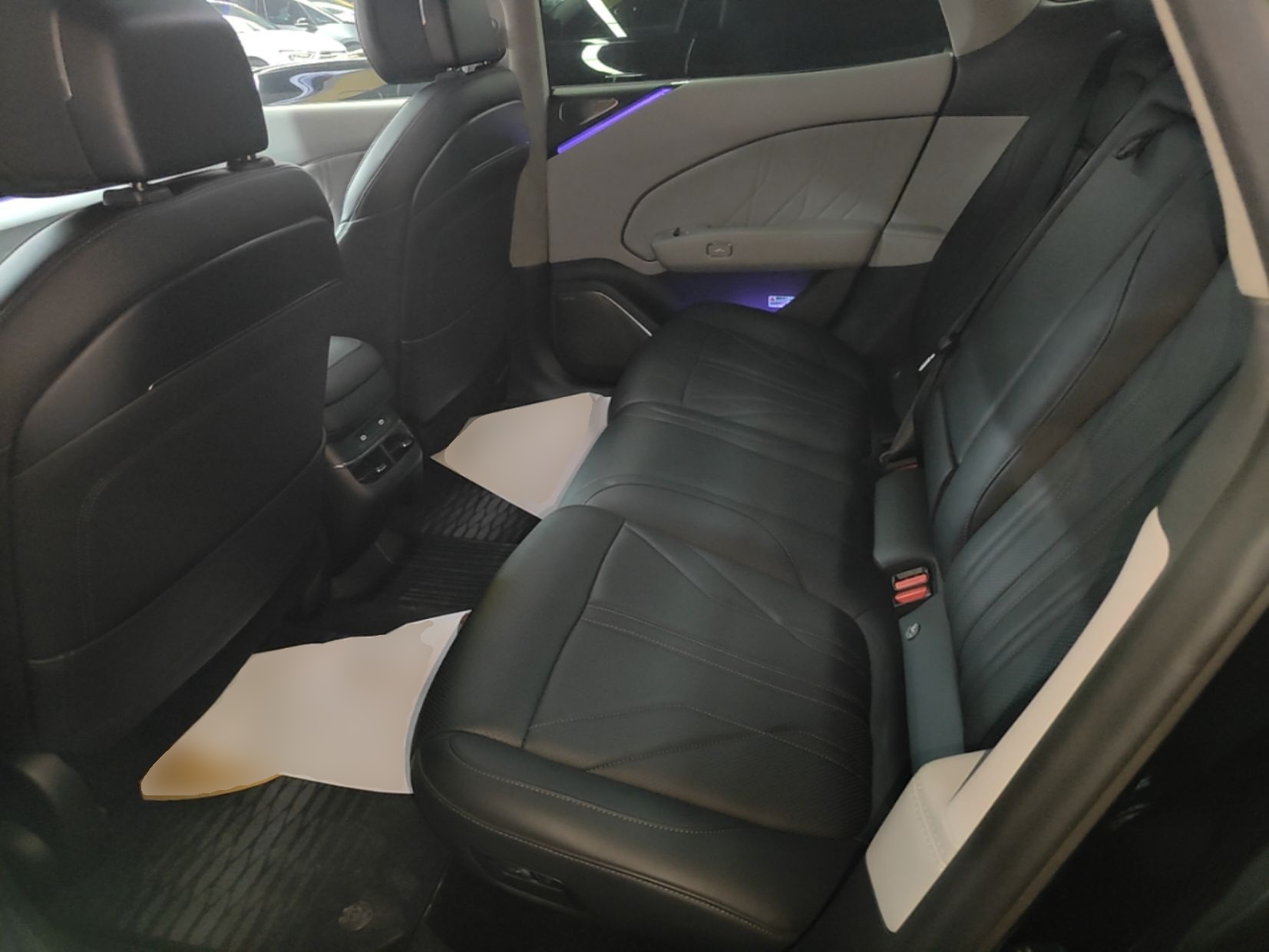 Zeekr 007 2025 Long-Range All-Wheel-Drive Intelligent Driving Version 100 kWh — снимка 20