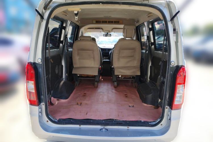 Used Wuling Rongguang V 2016 1.5L Standard Version
