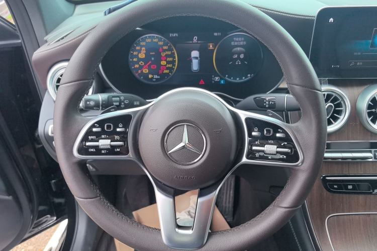 Used Mercedes-Benz GLC 2020 GLC 300 L 4MATIC Dynamic Edition Steering Wheel