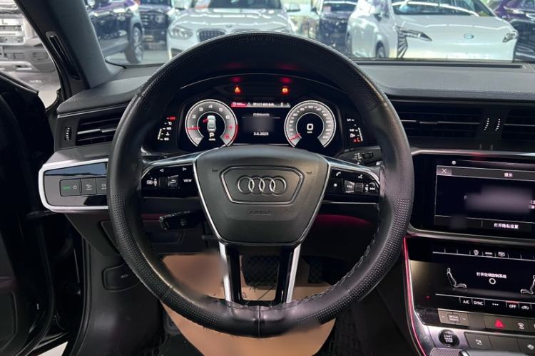 Used Audi A6L 2022 40 TFSI Luxury Dynamic Model Interior 2