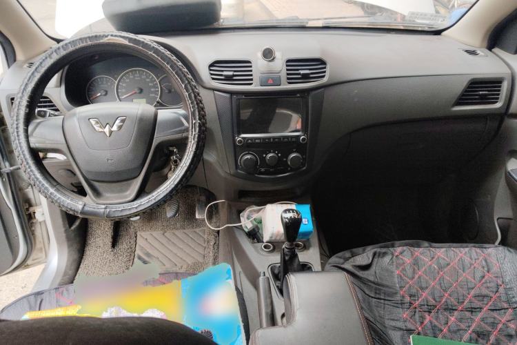 Used Wuling Hongguang 2014 1.2L Base Model China IV
