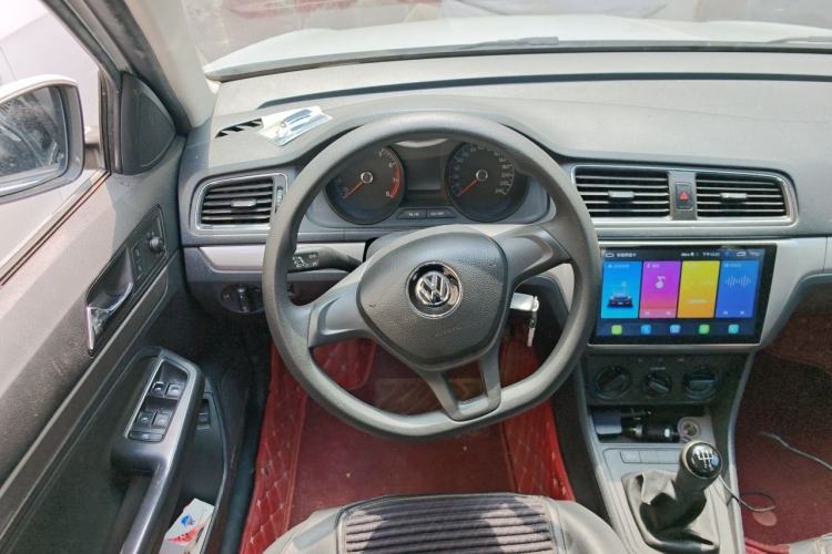 Used Volkswagen Lavida 2017 1.6L Manual Fashion Edition
