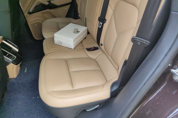 Used Porsche Cayenne 2015 Cayenne 3.0T Left Rear Seat