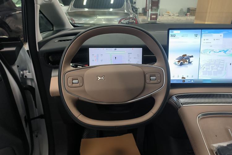 Used XPeng X9 2025 740 Ultra-Long Range Max
