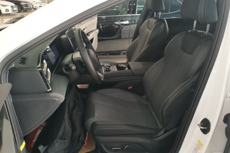 Used BYD Qin L 2024 DM-i 80KM Beyond Model
