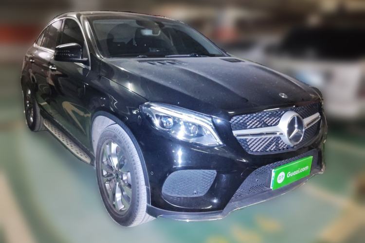 Used Mercedes-Benz GLE Coupe 2018 GLE 400 4MATIC Coupe SUV Exterior 2