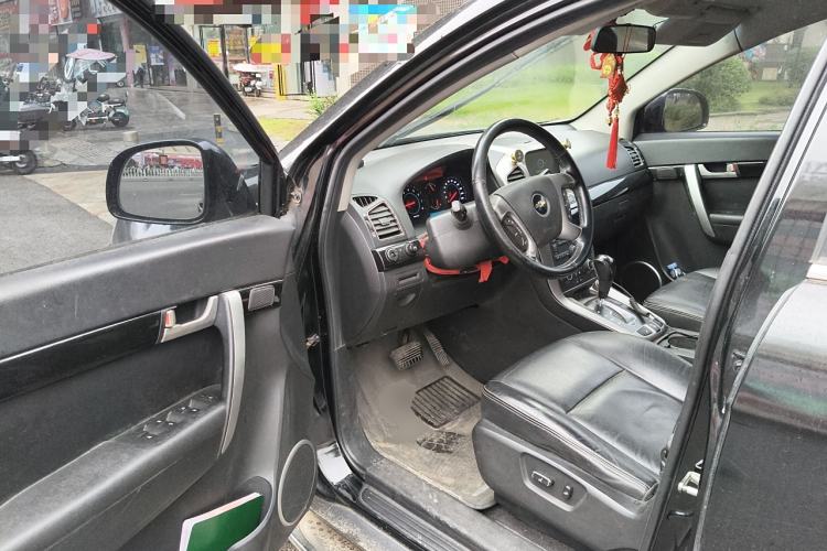 Used Chevrolet Captiva 2012 2.4L 4x4 Flagship Edition 7 Seats