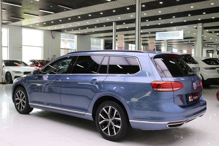 Used Volkswagen Variant 2018 380TSI Two-Wheel Drive Comfort Edition
