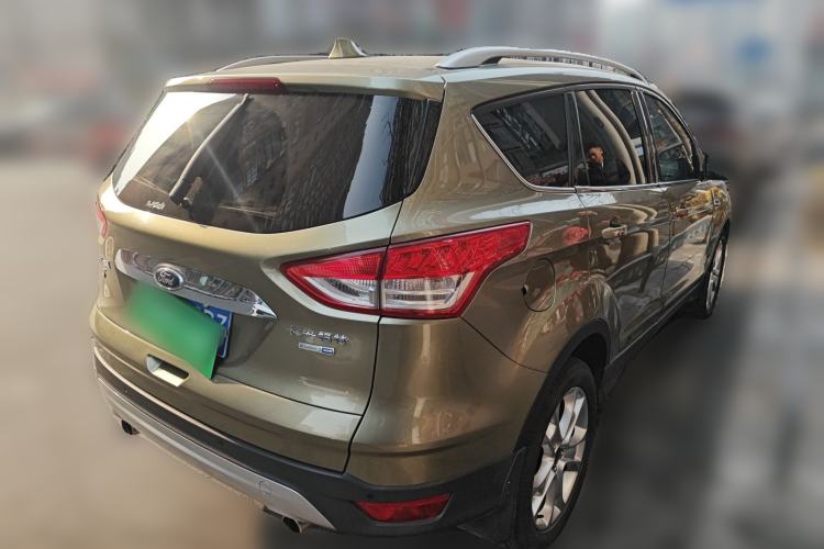 Used Ford Kuga 2015 2.0L GTDi Four-Wheel-Drive Sport Model