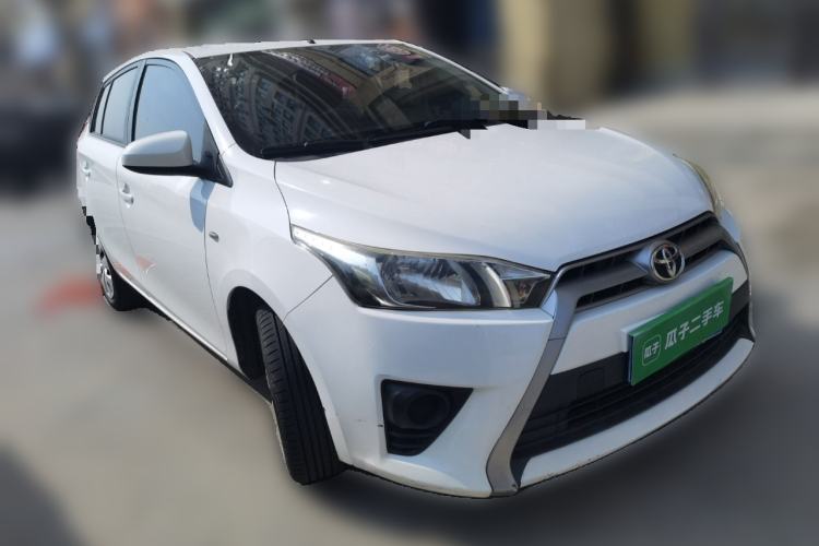 Used Toyota YARiS L Zhi Xuan 2015 1.5E Automatic Charm Edition
