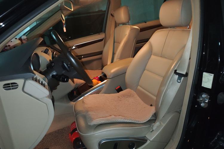 Used Mercedes-Benz R-Class 2011 R 350 L 4MATIC