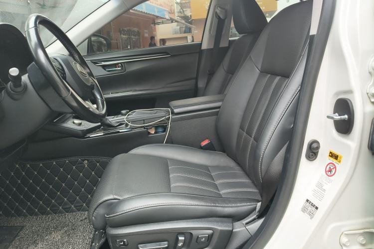 Used Lexus ES 2015 200 Elite Edition Left Front Seat