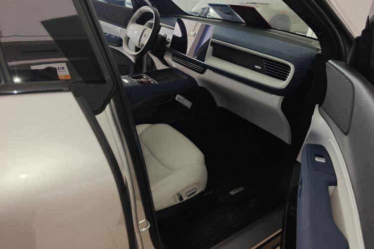 Used XPeng G6 2023 580 Long-Range Pro