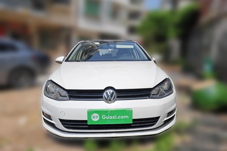 Used Volkswagen Golf 2015 1.4TSI Automatic Luxury Model
