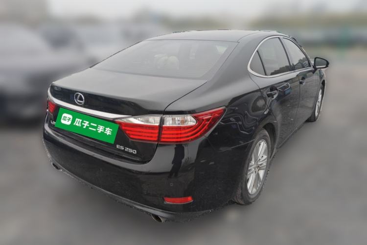 Used Lexus ES 2014 250 Elite Edition Rear Right 45 Deg