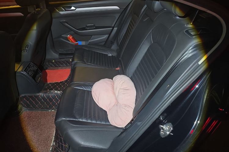 Used Volkswagen Magotan 2018 330TSI DSG Advanced Model Left Rear Seat