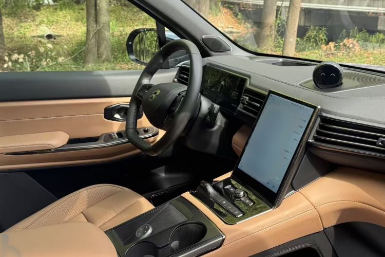 Used Nio ES8 2020 580 km Range Six-Seater Version
