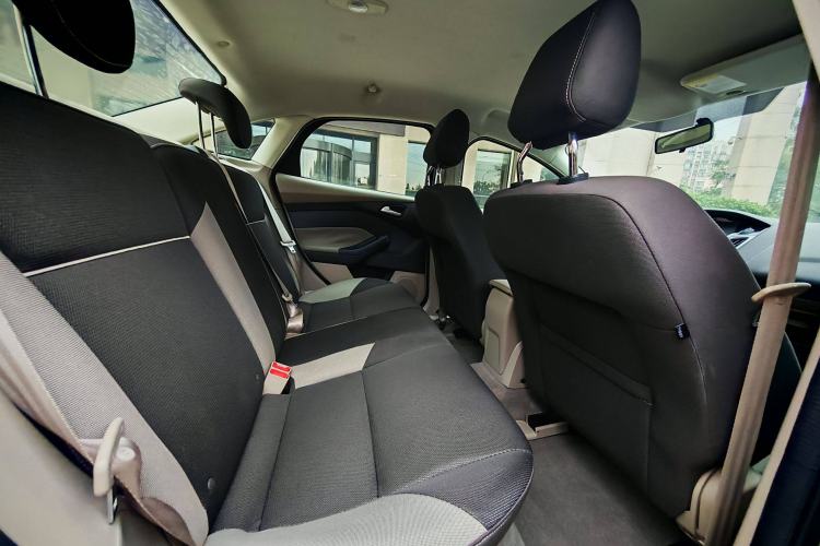 Used Ford Focus 2012 Sedan 1.6L Automatic Comfort Model