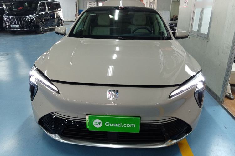 Used Buick L7 2025 Model Luxury Leisure Smart Driving Edition