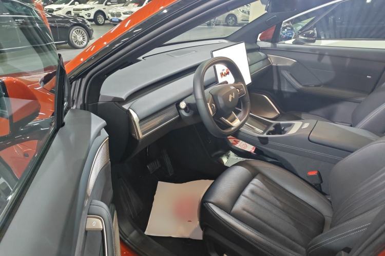 Used ONVO L60 2024 60 kWh Rear-Drive Version