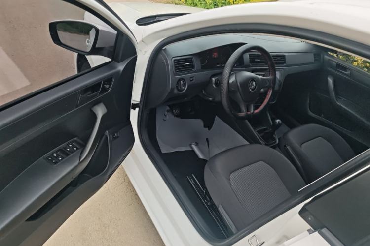 Used Volkswagen Santana 2018 1.5L Manual Fashion Edition