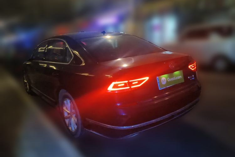 Used Volkswagen Passat 2016 330TSI DSG Prestige Edition Rear Left 45 Deg