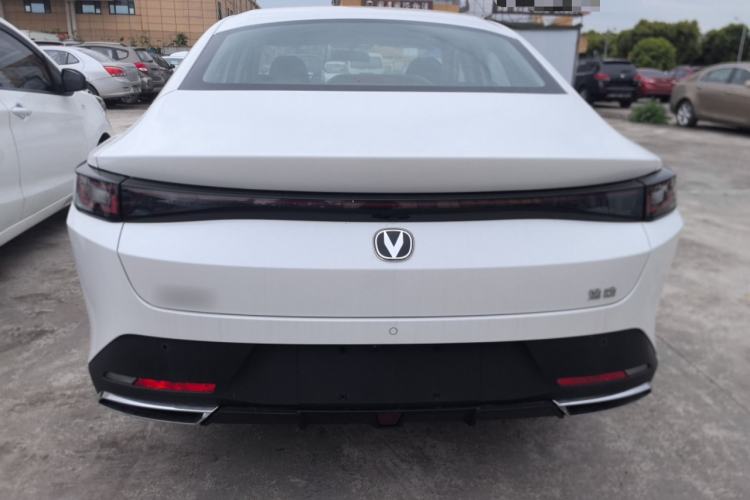 Used CHANGAN Eado PHEV 2025 Smart New Blue Whale 145KM Battleship Edition Rear