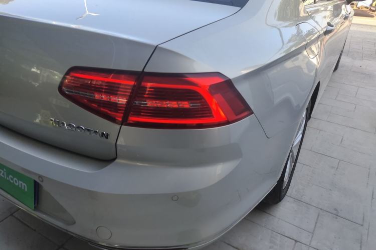 Used Volkswagen Magotan 2018 Facelift 330TSI DSG Luxury Model
