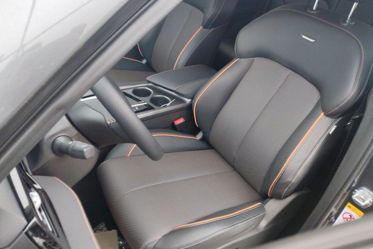 Used Oshan X7 PLUS 2022 1.5T Blue Whale Edition Automatic ZhiZun Model
