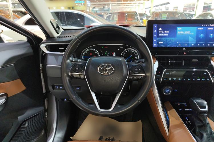 Used Toyota Venza 2022 Dual-Engine 2.5L CVT Two-Wheel Drive Prestige Edition
