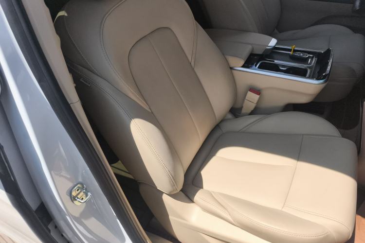 Used Buick GL8 2023 ES Lu Zun Deluxe Model Right Front Seat