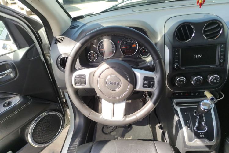 Used Jeep Compass 2014 Revised Version 2.0L Two-Wheel Drive Elite Edition