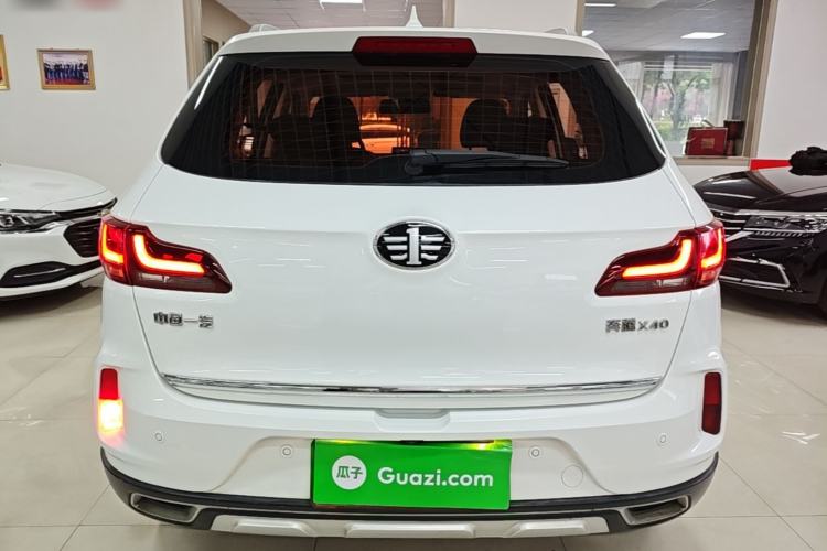 Used Bestune X40 2019 1.6L Automatic Luxury Version China V Emission Standard
