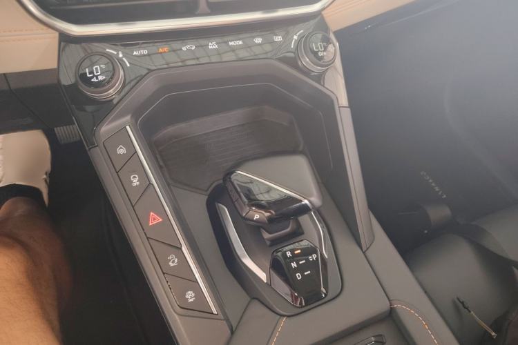 Used Lynk & Co 06 EM-P 2023 1.5T Remix PHEV Pro