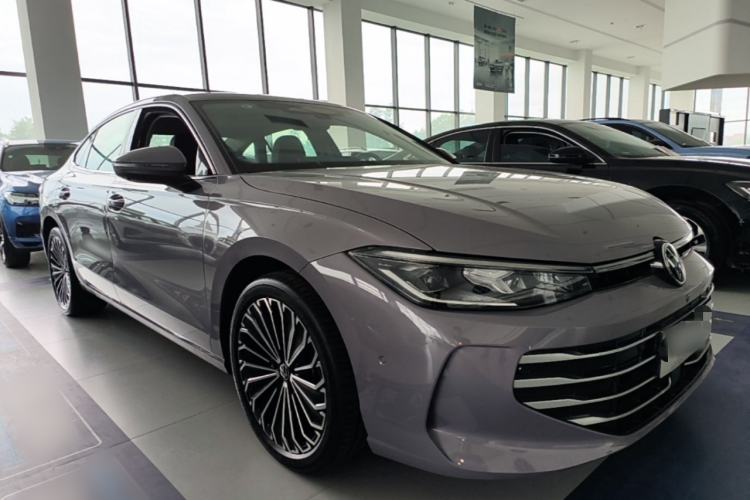 Used Volkswagen Passat 2025 Pro 380TSI Dragon Supreme Edition