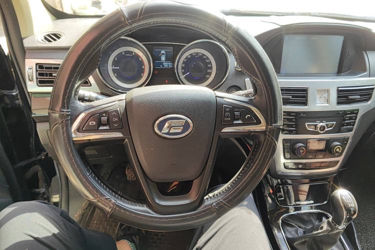 Used Foday Landfort 2017 1.9T Diesel Manual Two-Wheel Drive Flagship Edition 7 Seats