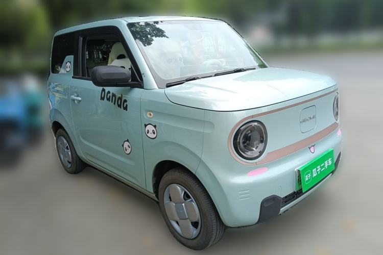 Used Geely Galaxy Panda 2023 Panda Mini 120km Super Cute Bear
